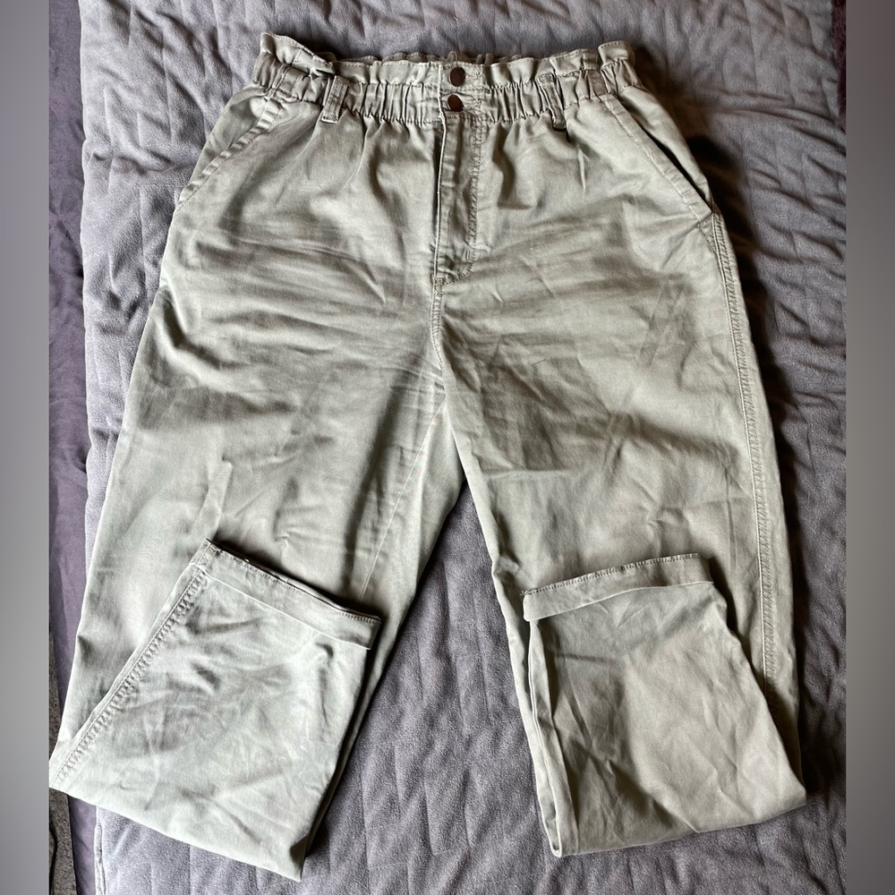 SOLD- Olive green khaki pants